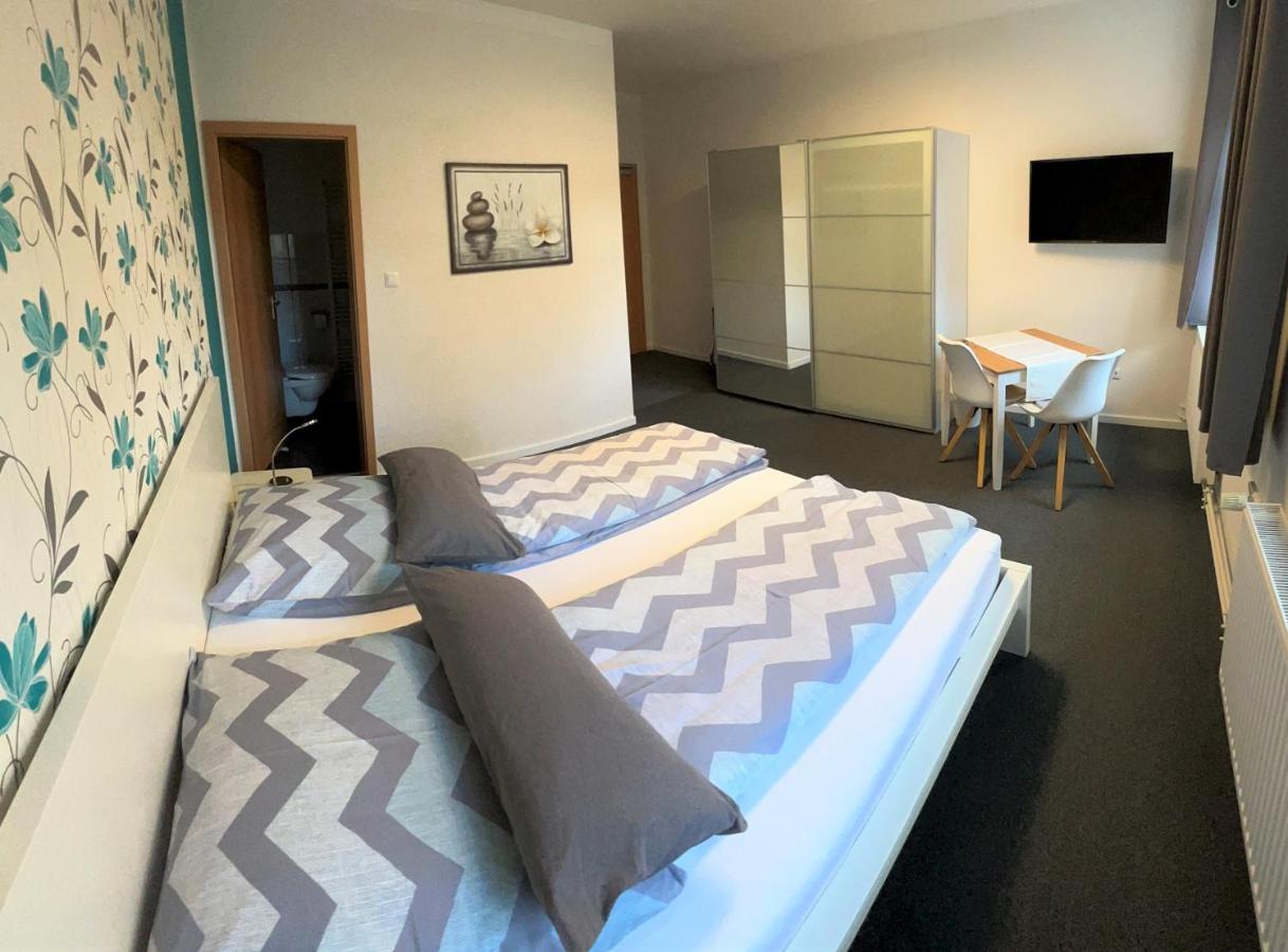 B&B Mediterran Nassau ナッサウ エクステリア 写真