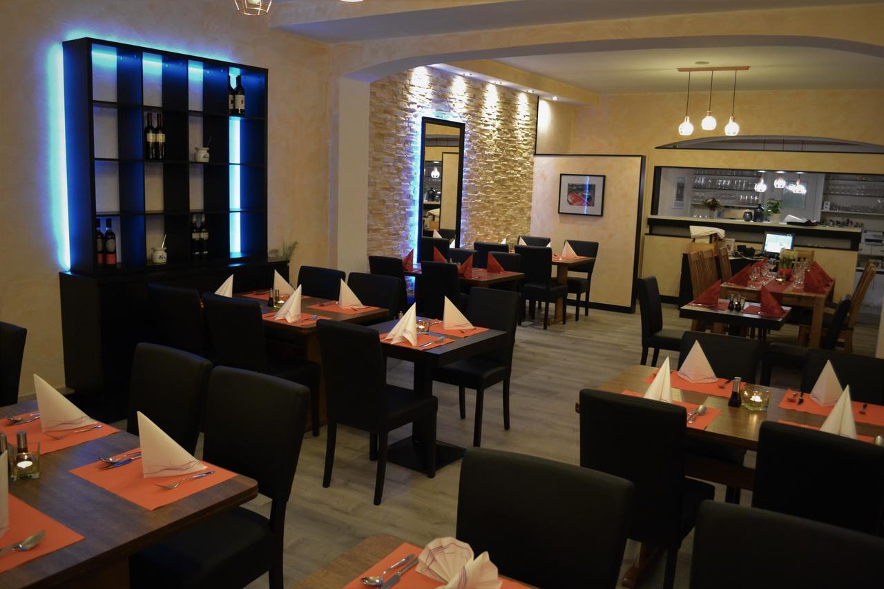 B&B Mediterran Nassau ナッサウ エクステリア 写真